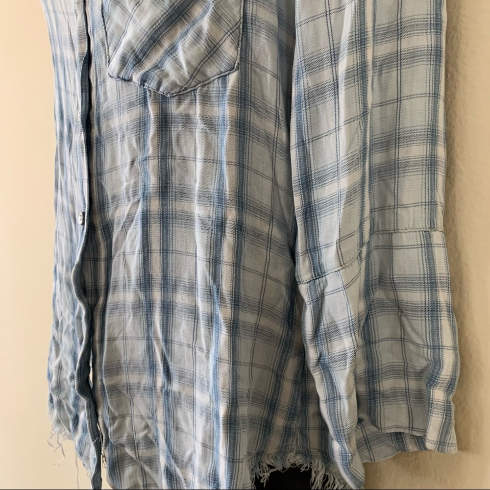 Cloth & Stone Blue White Frayed Button Up Flannel - Picture 4 of 7